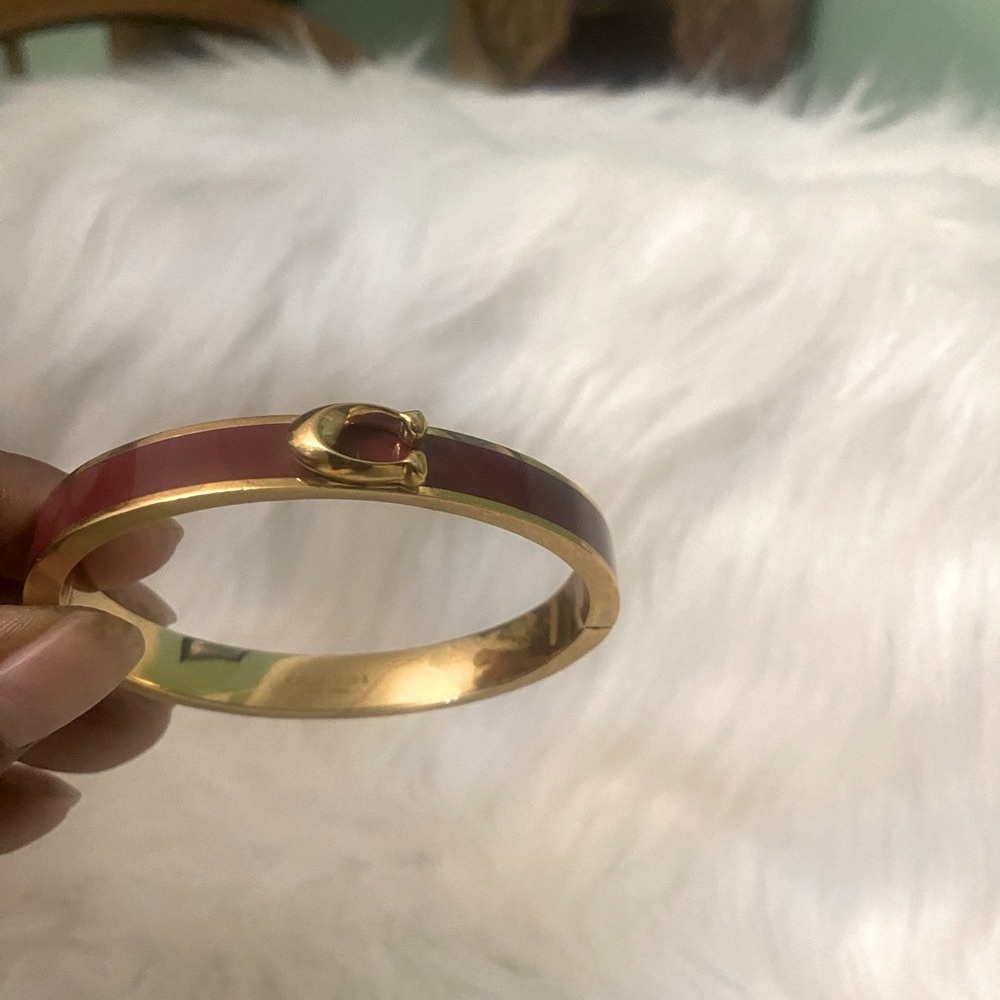 Coach Women’s C logo Hinged Bangle Bracelet Burgundy/Gold.